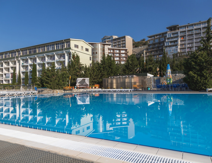 Внешний вид и территория - Отель «Морской» Алушта